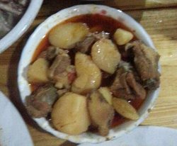 土豆烧排骨