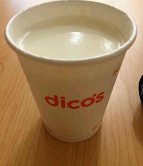 德克士里的牛奶是用什么冲的啊!