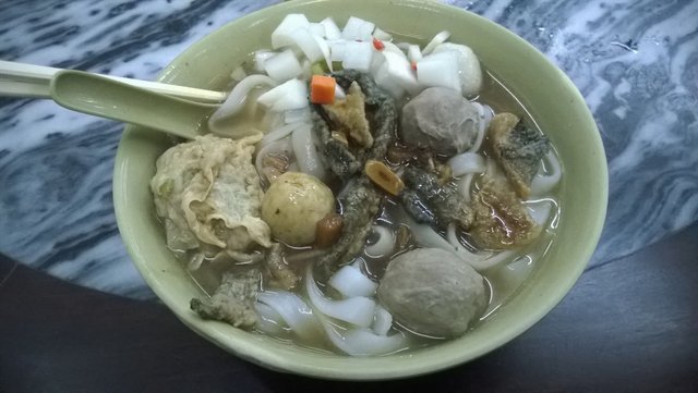 四色鱼蛋米粉