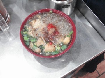 油豆腐粉丝汤