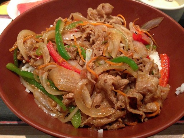 牛肉饭