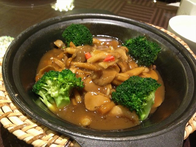 鲍汁野山菌