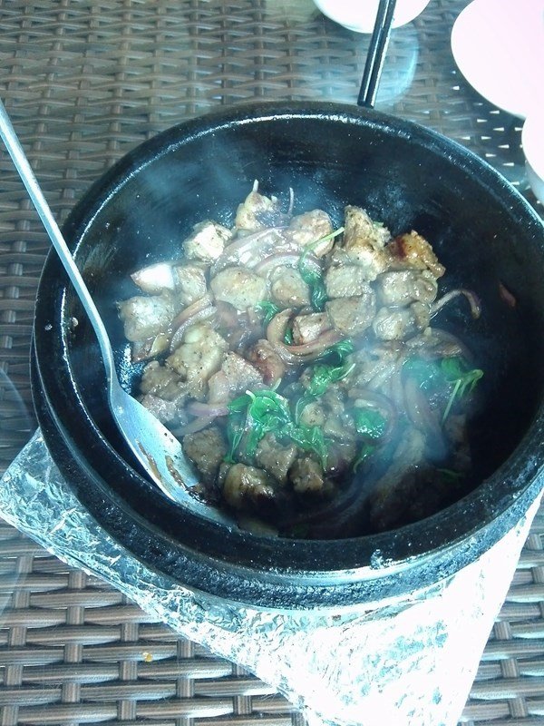 石锅牛肉