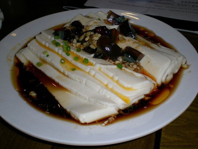 皮蛋豆腐