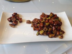 酱爆桃仁鸡丁