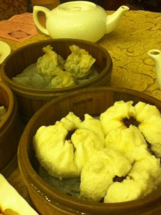 叉烧包D皮5多靓，香茜饺还算可以