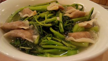 顺德鱼包浸双蔬菜