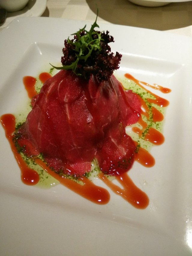 生牛肉沙拉