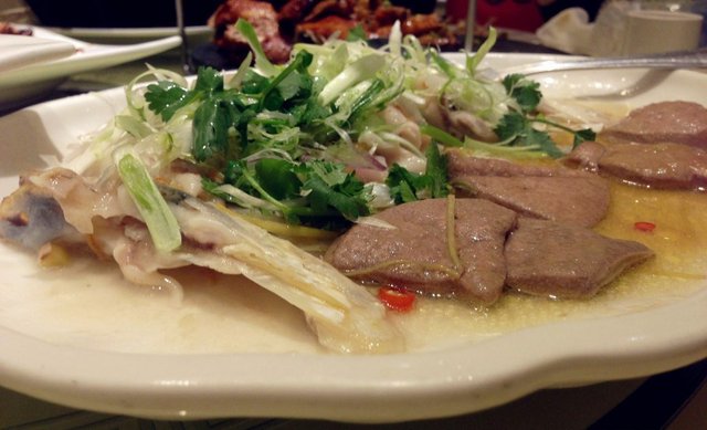 清蒸鱼头黄沙润