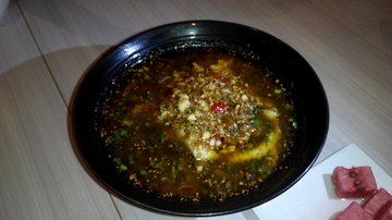 迷踪酸菜鱼