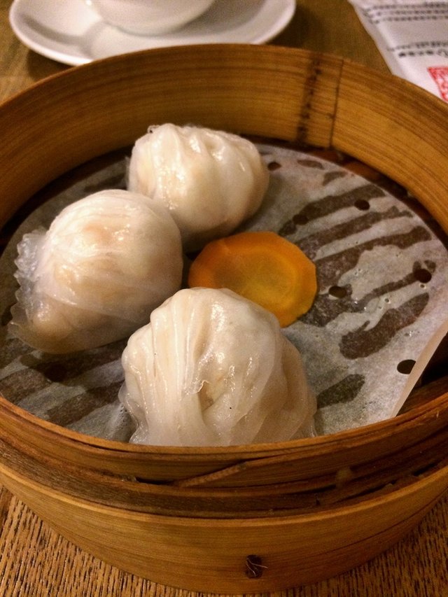 晶莹鲜虾饺