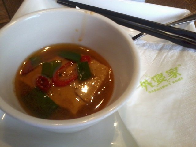 一桶豆腐