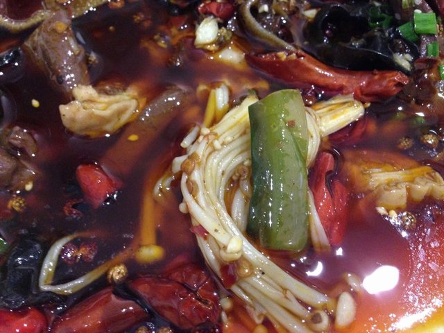 毛血旺