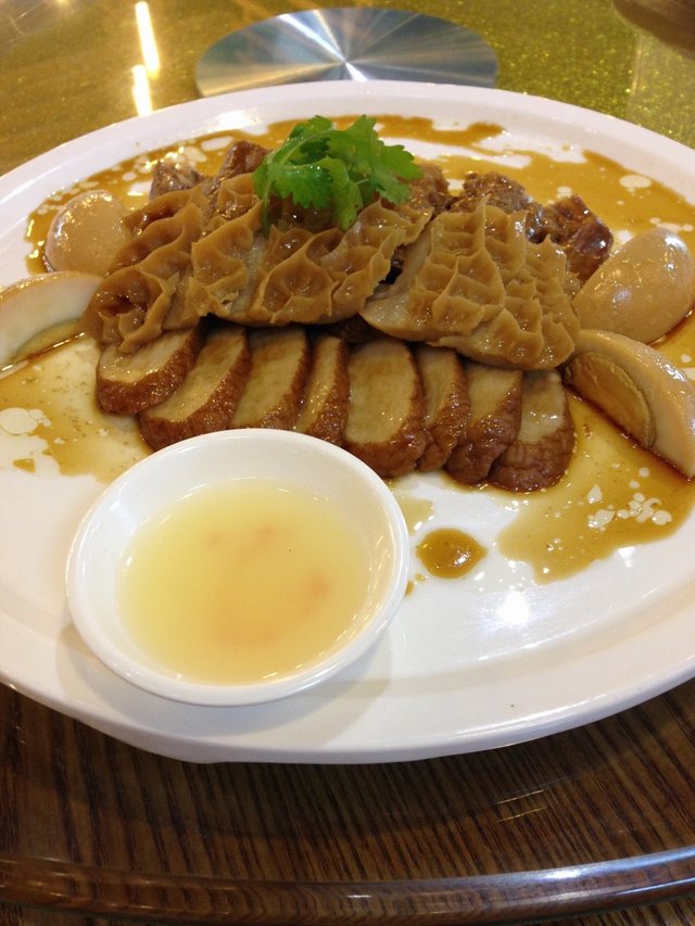 卤水拼盘