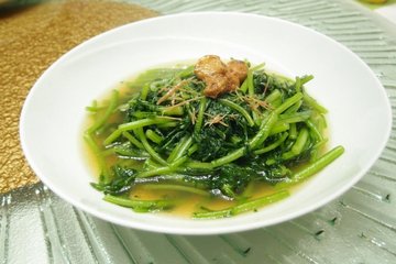 上汤春菊