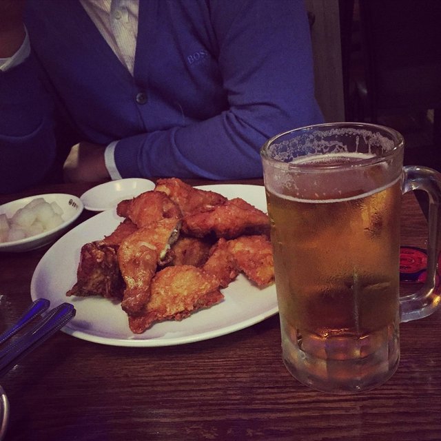 炸鸡，啤酒