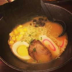 叉烧骨汤拉面