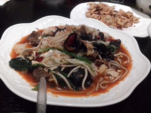 大杂烩 有面有肉~