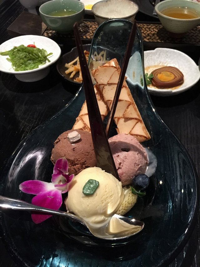三人行必有榴莲