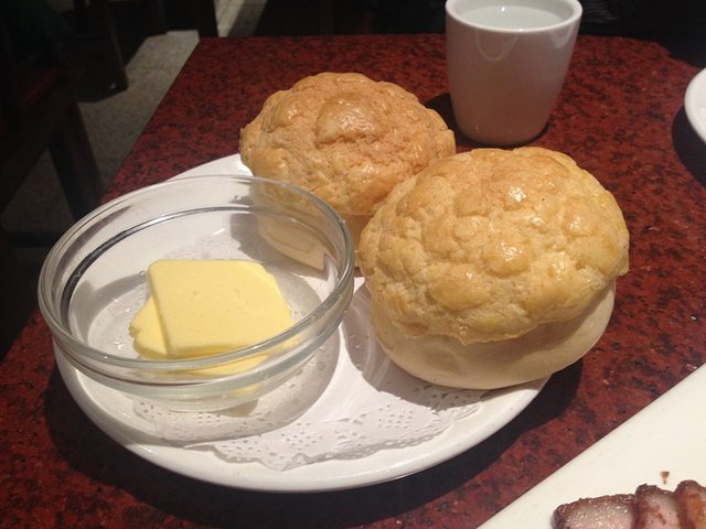 冰火菠萝包