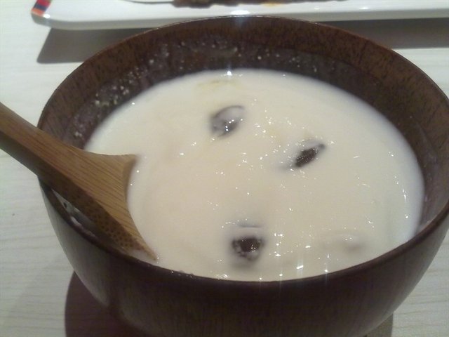 酸奶