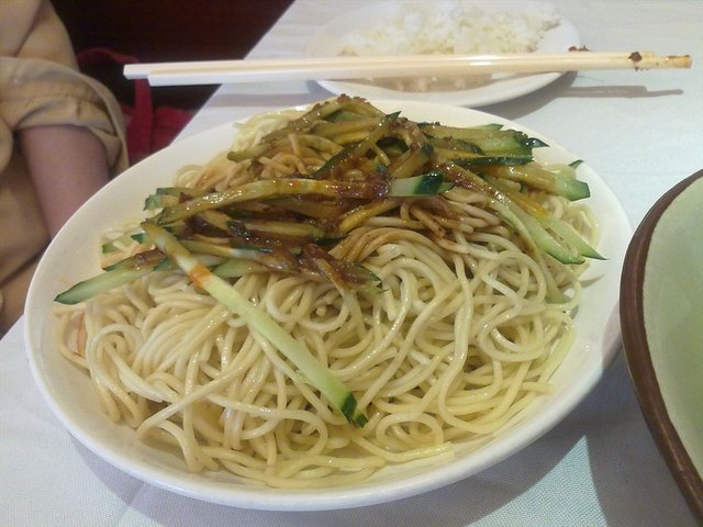 鸡丝凉面