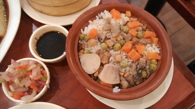 瓦罐饭