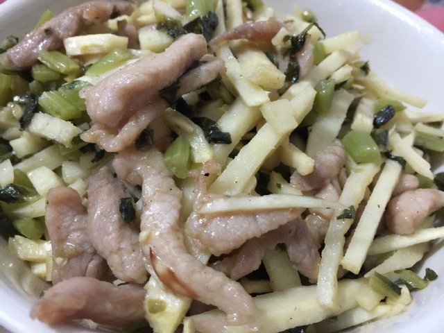 雪菜炒肉丝