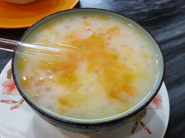 芒果杏仁豆腐