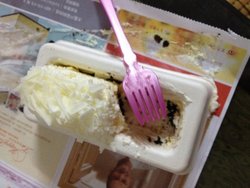 很小的一只，但是味道特别浓郁，配送了刀叉，很贴心。