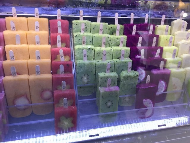纯水果冰淇淋