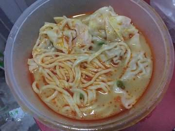 沙爹馄饨面