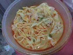 沙爹馄饨面