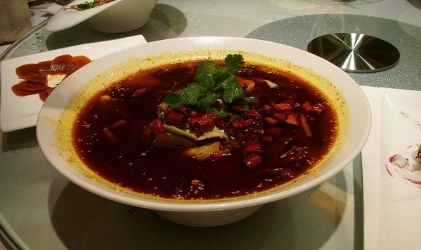 黄喉，百叶，血豆腐，鱿鱼，魔芋结……真心是精品啊