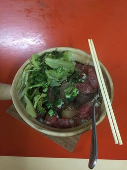 腊味煲仔饭