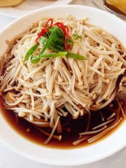 白勺金针菇