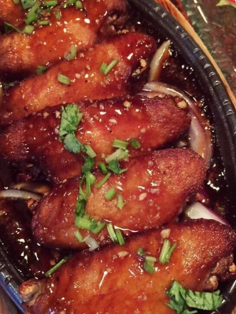 铁板鸡翅 - 春熙路 的mustguette 红邮筒餐厅)