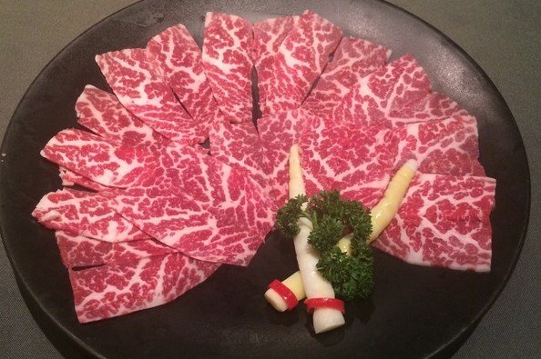 极品黑毛牛肉