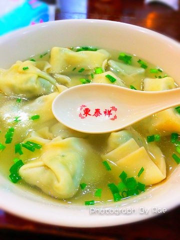 荠菜大馄饨