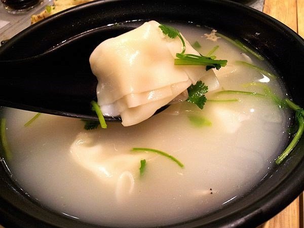 荠菜大馄饨