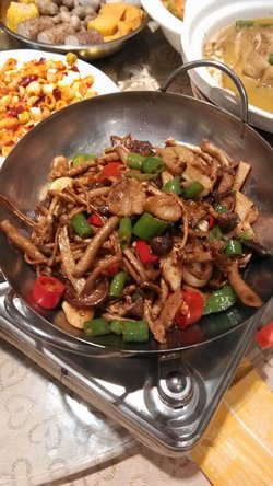 干锅茶树菇