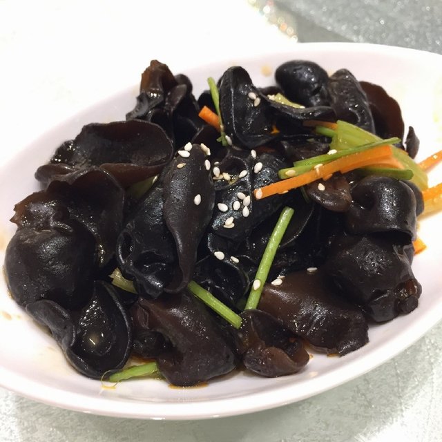 凉拌木耳
