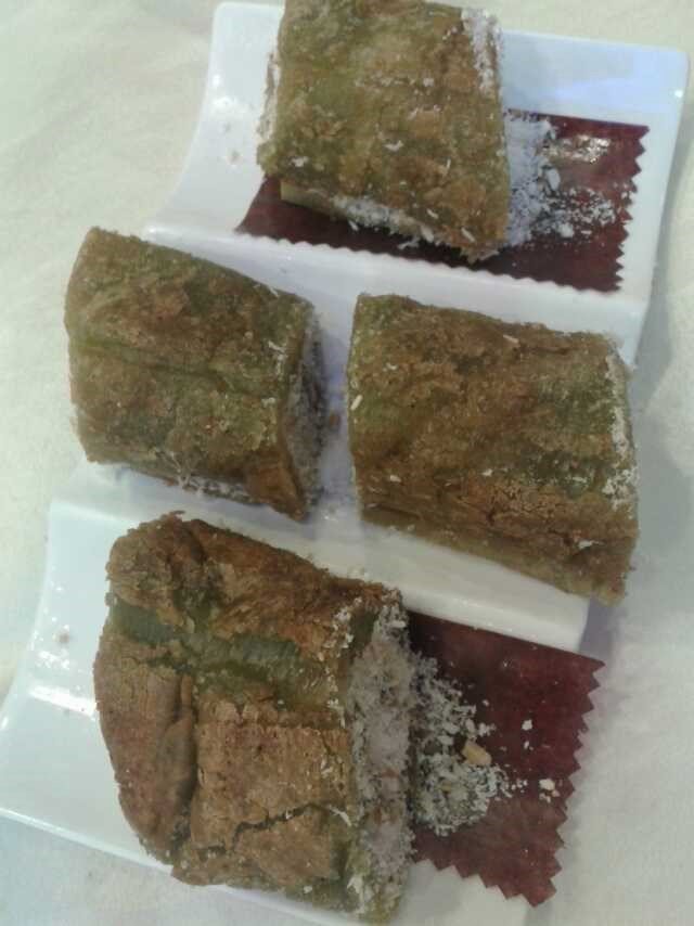 绿茶薄撑