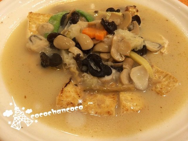 腐乳罗汉斋焖酿豆腐