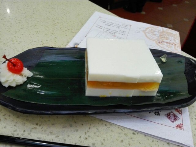 香芒夹心椰汁糕