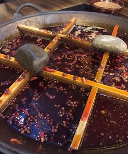 九宫格火锅