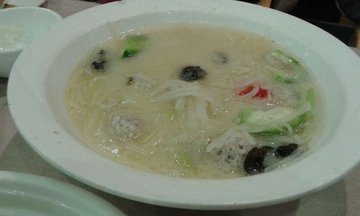 萝卜丝浸鱼滑