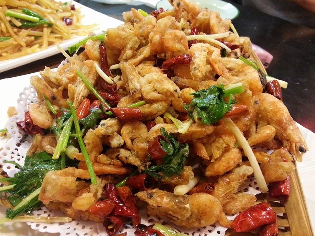 爆炒小河虾