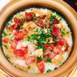 腊味煲仔饭