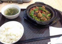 黄焖鸡米饭